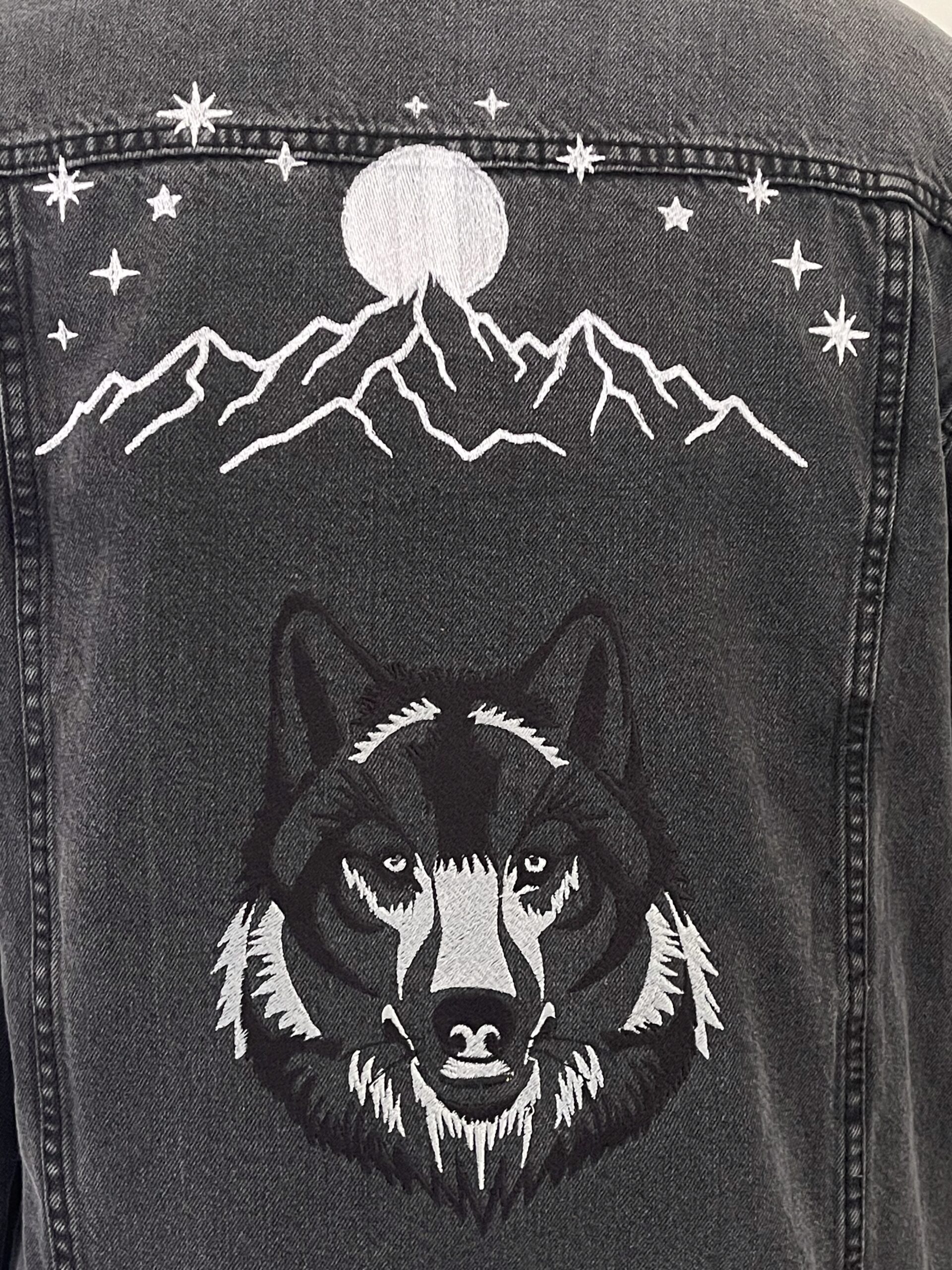 Wolf Moon Mountain