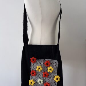 Granny Square & Flowers